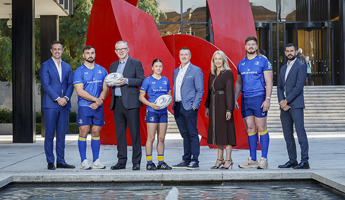 leinster-players-and-bdo-staff-announcement